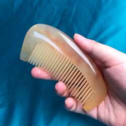 Real Buffalo Horn Comb, Yellow Buffalo Horn, Not White Buffalo Horn, Thickened, Special for Chubby Girls with Long Hair, Gift-Giving, Engraved Massage Comb