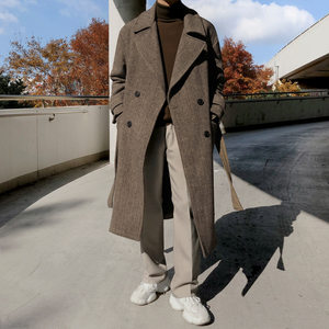 
Winter thickened woolen coat men's Korean version over the knee mid-length windbreaker loose herringbone woolen coat British style