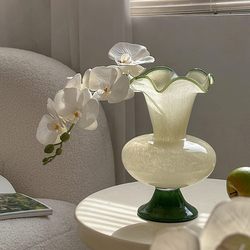 Vintage Wabi-Sabi Style Green Fenton Glass Vase, Home Glass Color-Blocked Lantern Vase, Flower Arrangement Vessel Decoration