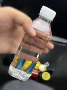 Nước khoáng dùng một lần chai rỗng 500ml chai nhựa trong suốt một pound nước giải khát chai enzyme có nắp