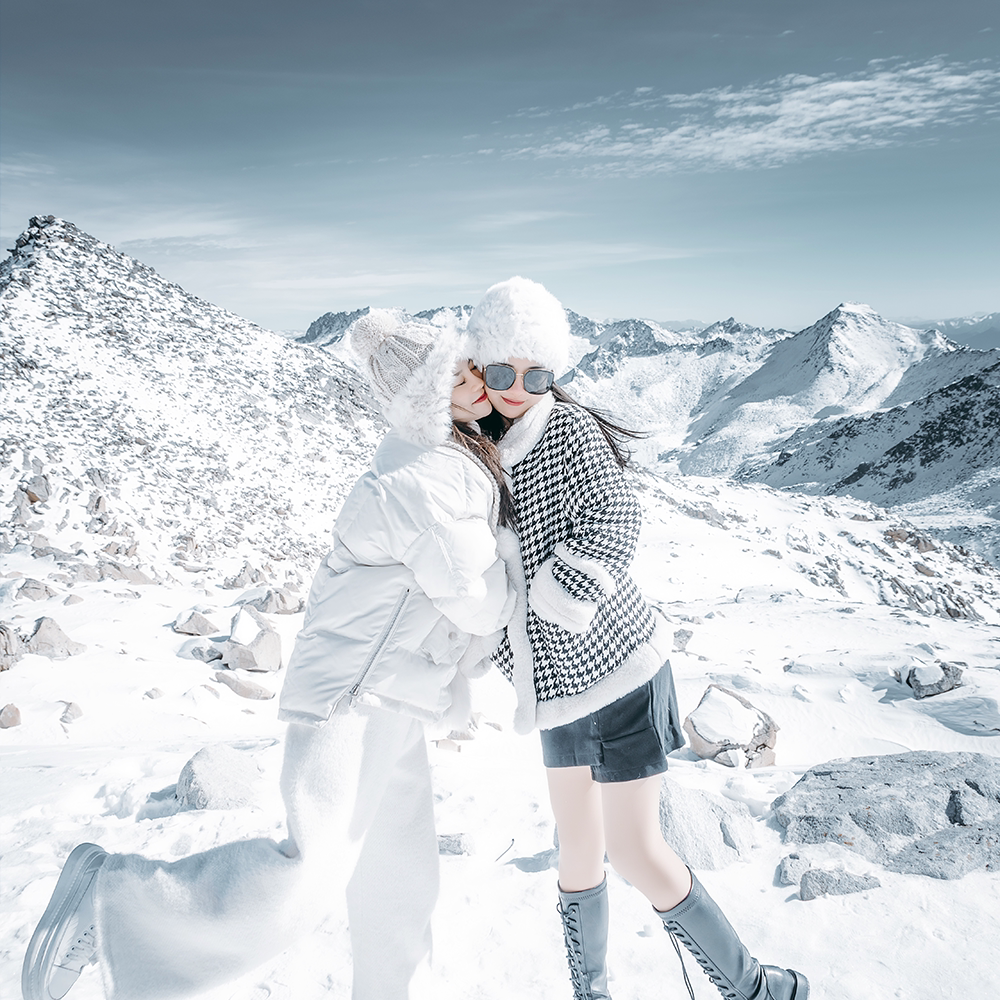 2-8人小团纯玩旅拍成都到九寨沟黄龙毕棚沟达古冰川四姑娘山4日游