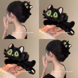 Cute Heterochromatic Cat Plush Hair Clip for Women 2026 Autumn and Winter New Style Hairpin for Back of the Head Bun Shark Clip Hair Accessory