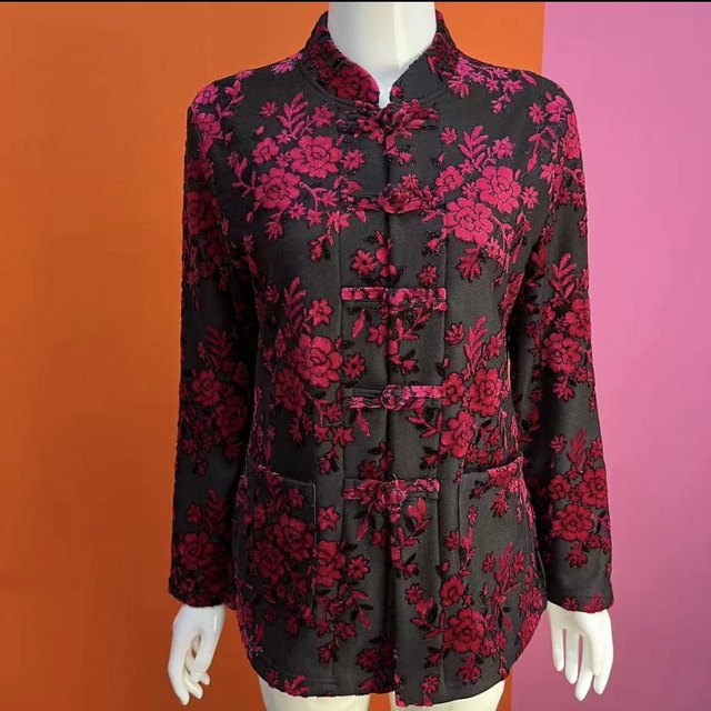 New autumn and winter women's velvet warm cardigans for middle-aged and elderly mothers, foreign-style national style buckle fashion tops