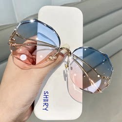 Sunglasses for Women with Large Faces, Summer 2026 New Korean Style Trendy Sunglasses for Women, Beach Uv Protection, Internet Celebrity Frameless Glasses
