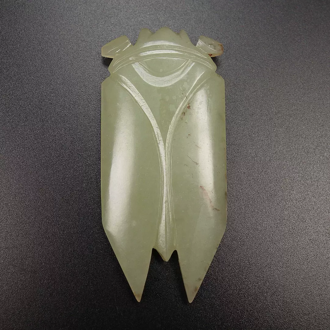 旧藏老和田玉汉八刀玉蝉