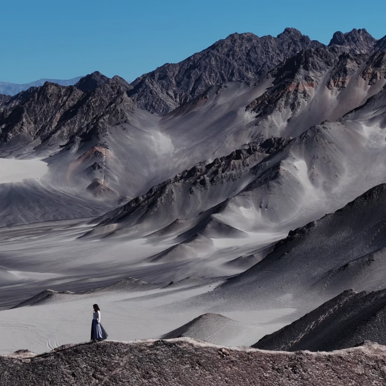 青海旅游深度8天7晚 黑独山青海湖茶卡察尔汗盐湖可可西里艾肯泉