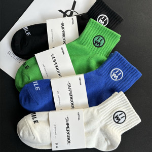
Men's short socks pure cotton black and white socks sweat-absorbing and breathable for men and women teenagers students sports medium short socks ins trend