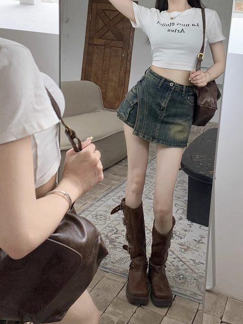 Retro denim skirt for women in summer design large size hip skirt high waist A-line short skirt anti-exposure skirt pants
