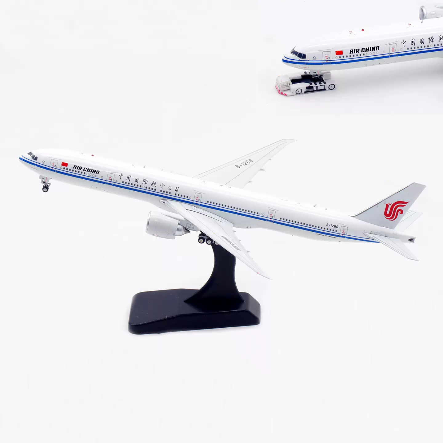 日本航空機模型 JALUX B787-8 JAL 日本航空 JA847J 1/200 ※組立式・プラ製 [BJQ2063]