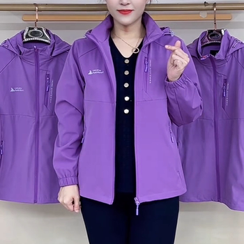 
New clean version letter logo hood zipper jacket windproof warm jacket casual commuting middle-aged and elderly women's clothing