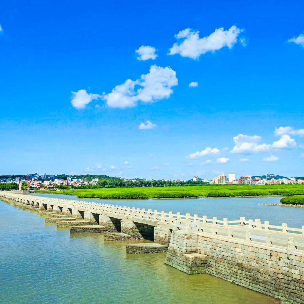 泉州清源山洛阳桥少林寺博物馆一日游【清源山夜景2-6人小团】