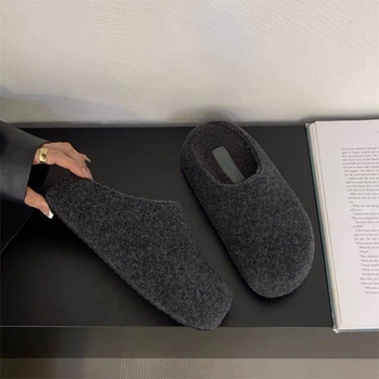 Gray woolen thick-soled slippers were purchased more than 6,000 times