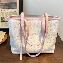Commuting Tote Bag for Women 2026 New Trendy Fashion Large Capacity High-End Stylish Shoulder Underarm Bag