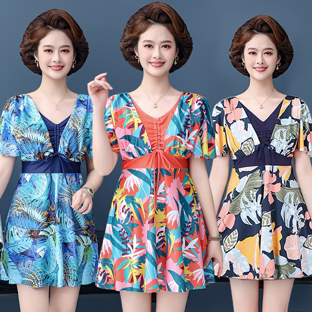 Swimsuit female mother style middle-aged and elderly people split belly covering large size slimming hot spring skirt swimsuit