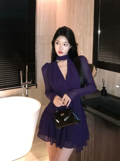 XZY/Xin Zhengyan, slightly fat mm pure and sexy purple V-neck long-sleeved dress for women in summer, sexy short skirt