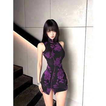 
A slightly fat and pure hot girl heavy-duty printed cheongsam dress