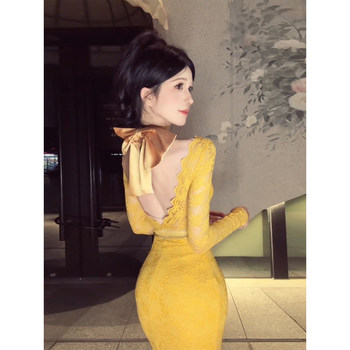 Slim fit V-neck yellow lace dress for fat lady
