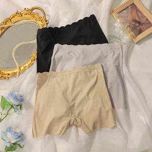 
Low-waist safety pants for women, four-corner anti-exposure pants underwear, wavy edge seamless leggings, ice silk summer women's boxer briefs