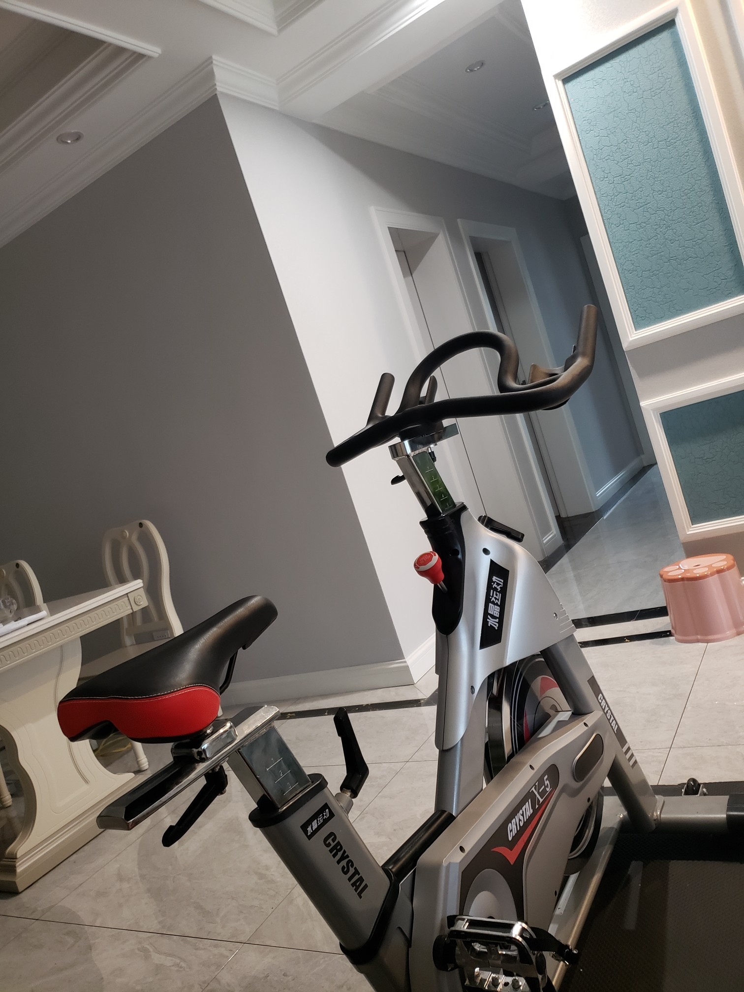 水晶健身房专用动感单车健身室内