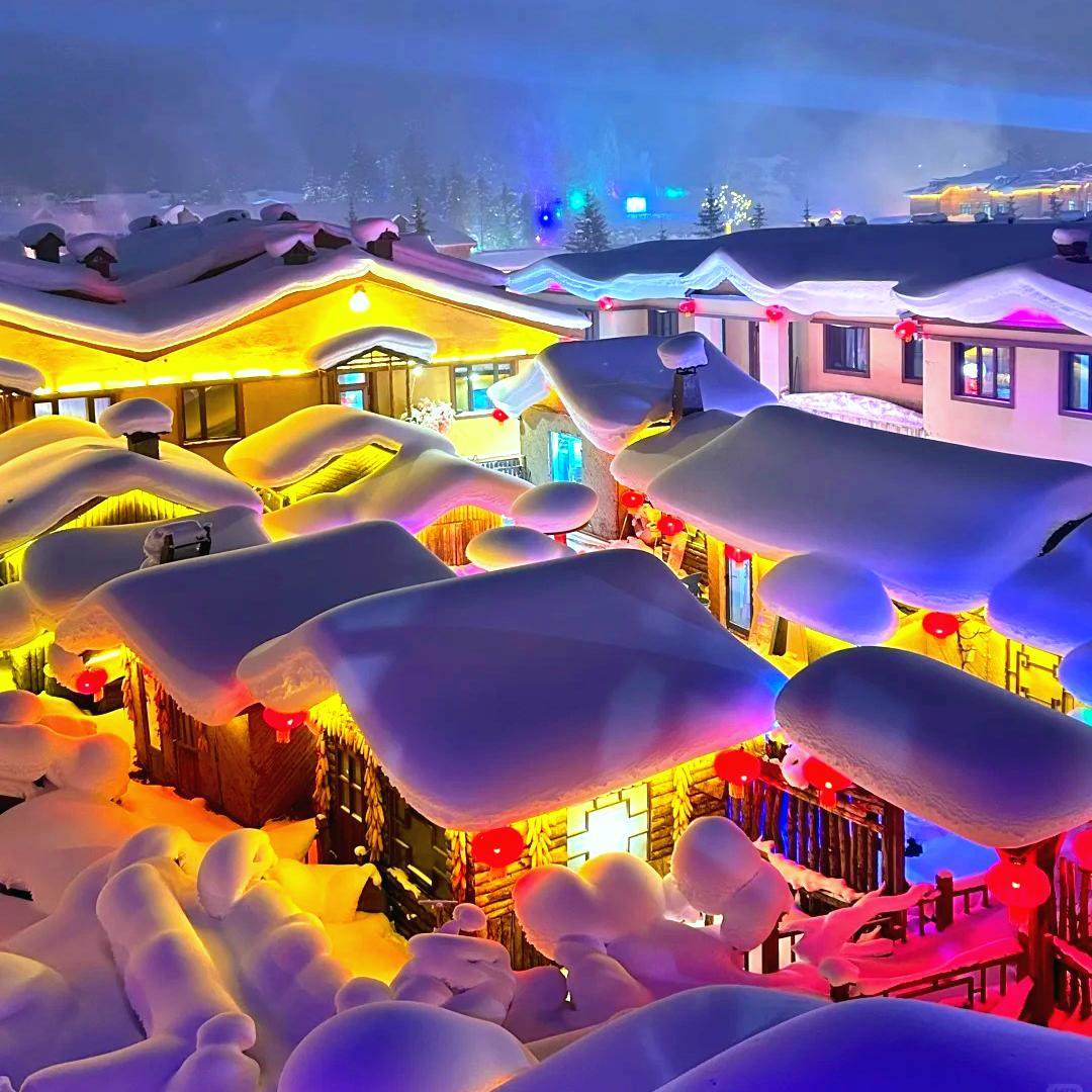 【跟团游】长白山哈亚雪7天6晚滑雪旅行温泉酒店2+1头等舱含机票