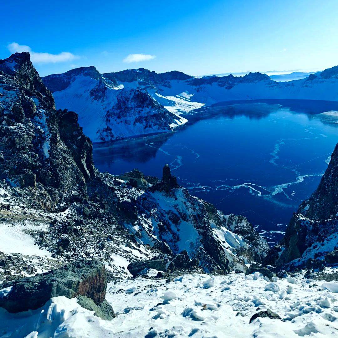 【跟团游】长白山哈亚雪7天6晚滑雪旅行温泉酒店2+1头等舱含机票