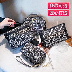 2025 New Style Cosmetic Bag, Super Popular, Large Capacity, Portable Women's Hand-Held Toiletry Bag, High-End Skincare Product Storage Bag