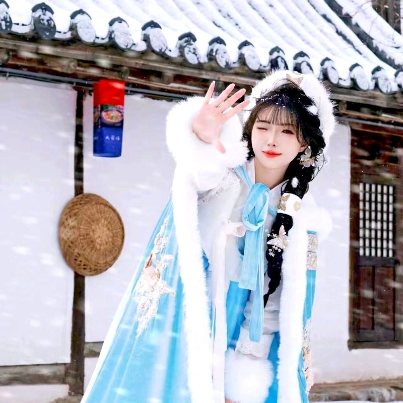 吉林长春出发 长白山延吉图们雪岭万达旅游5天4晚私家团 包车小团