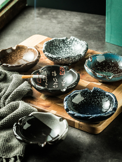 ダーリングタイガー 日本のセラミック灰皿 - レトロスタイル