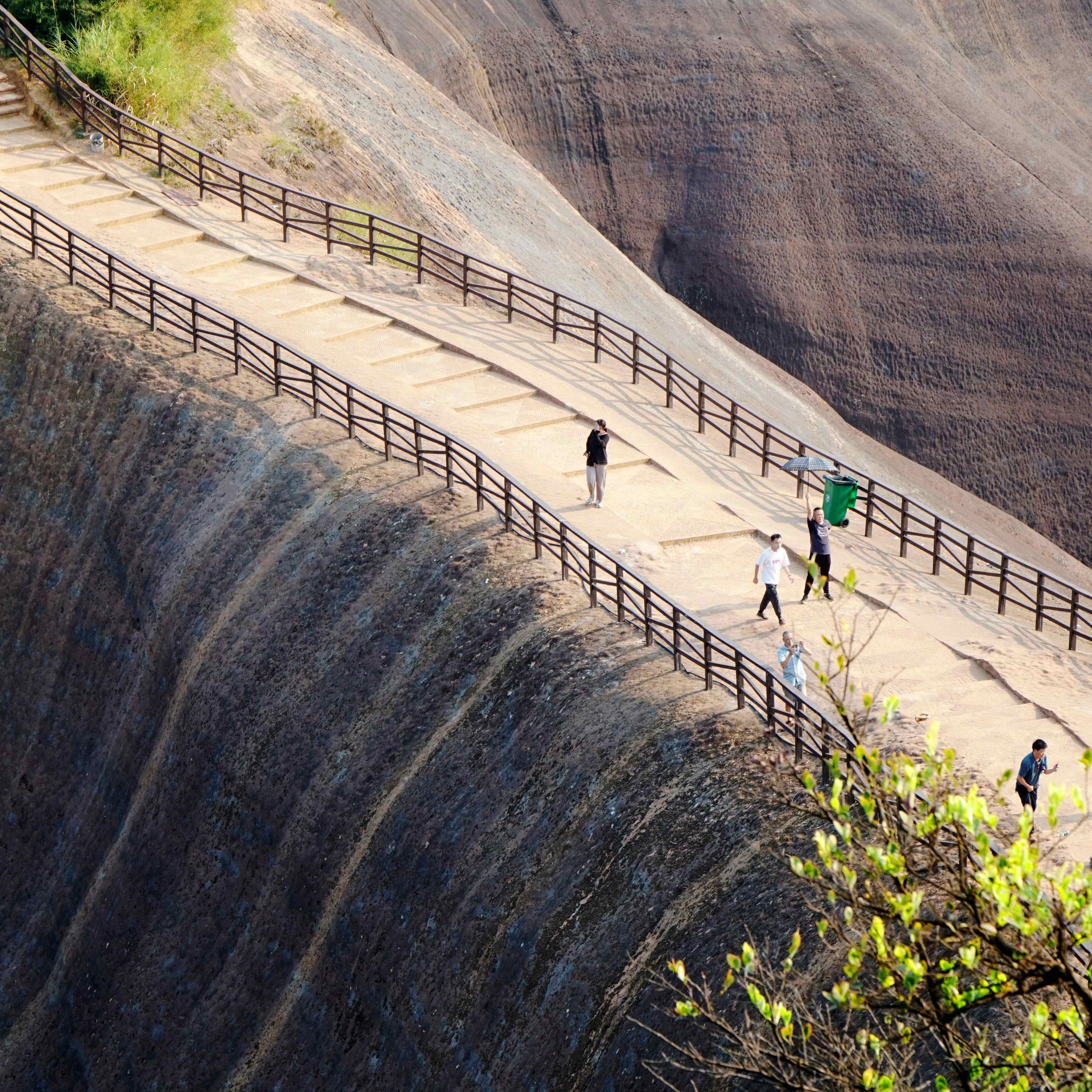 高铁小团【郴州美景3天】莽山五指峰+东江湖观雾+仰天湖+高椅岭