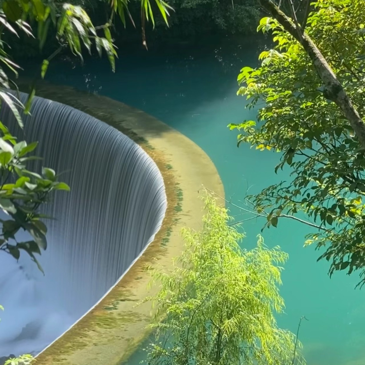 贵州【荔波小七孔+西江千户苗寨】含大门票+2正餐 纯玩2天直通车