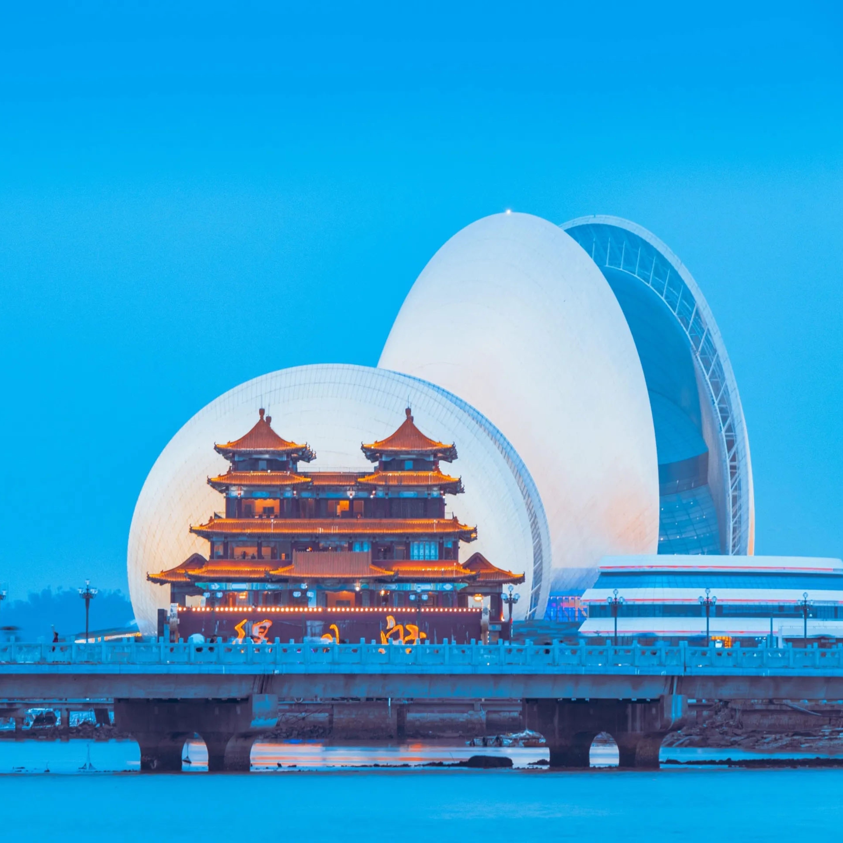 升级4钻【广州珠海深圳5天】花城广场+珠澳海湾+日月贝+世界之窗