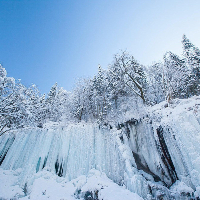 长白山5天私家团老里克湖长白山北坡雪地溯溪雾凇漂流长白山鲁能