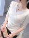 白色交叉v领打底衫女春季2026新款性感低领高级内搭针织修身上衣