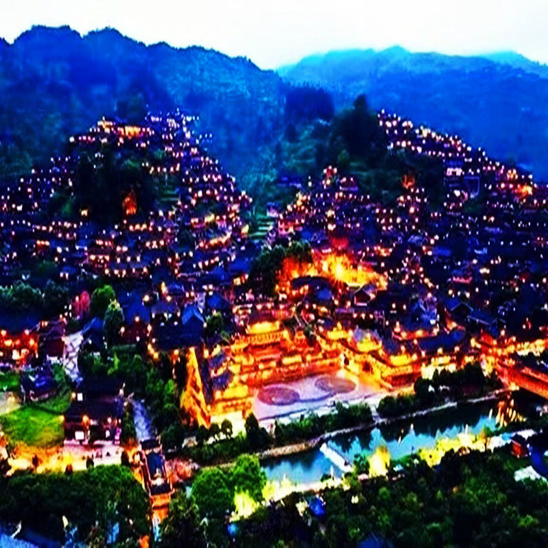 贵州旅游4天 独立成团 黄果树+荔波小七孔+西江千户苗寨+中国天眼