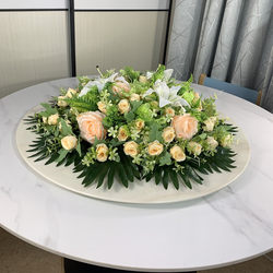 Artificial Flowers Are Placed in the Center of the Hotel's Round Table for Decoration, Fake Flowers, Silk Flowers, Hotel Dining Table Turntable Tabletop Floral Arrangements