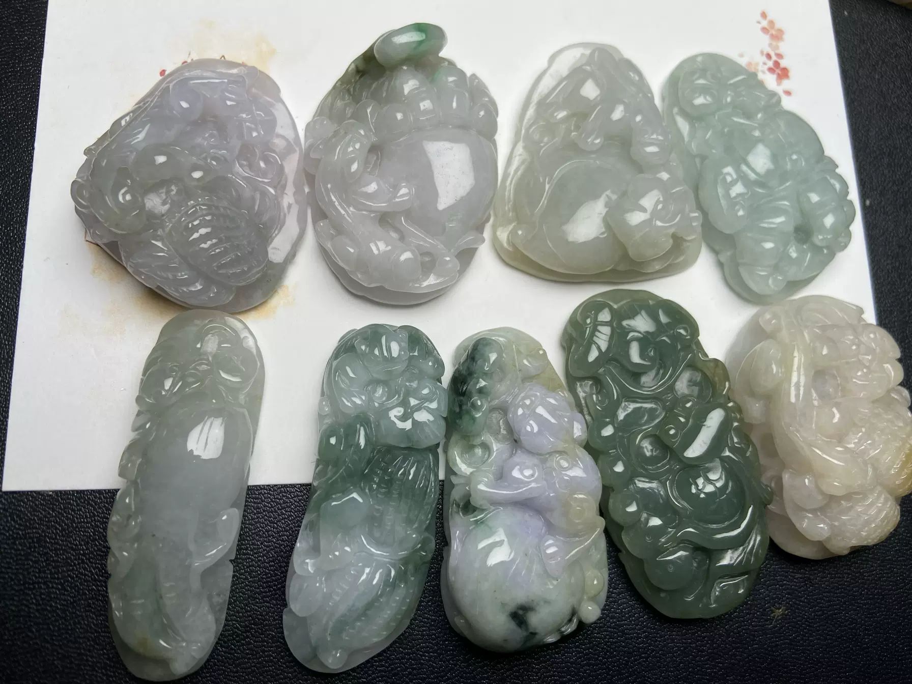 天然翡翠A級 手工細密雕 山水紋 吊墜 根付 裝身具 希少貴重 天然翡翠冰糯種吊墜山水雕刻玉石吊墜男女適用玉墜項鍊緬甸