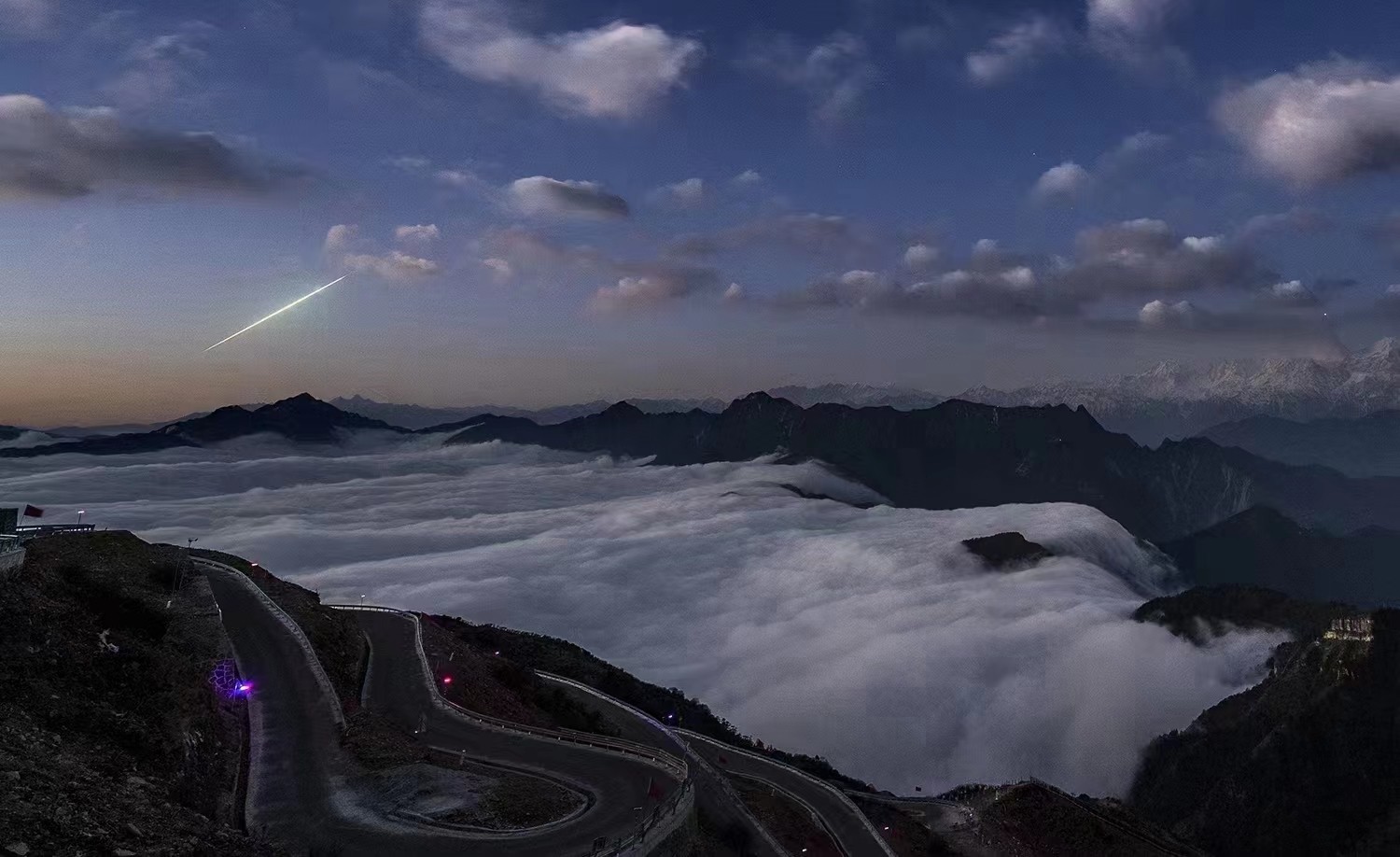 牛背山2日游住山顶星云帐篷营地2-8人精品小团拼车徒步游