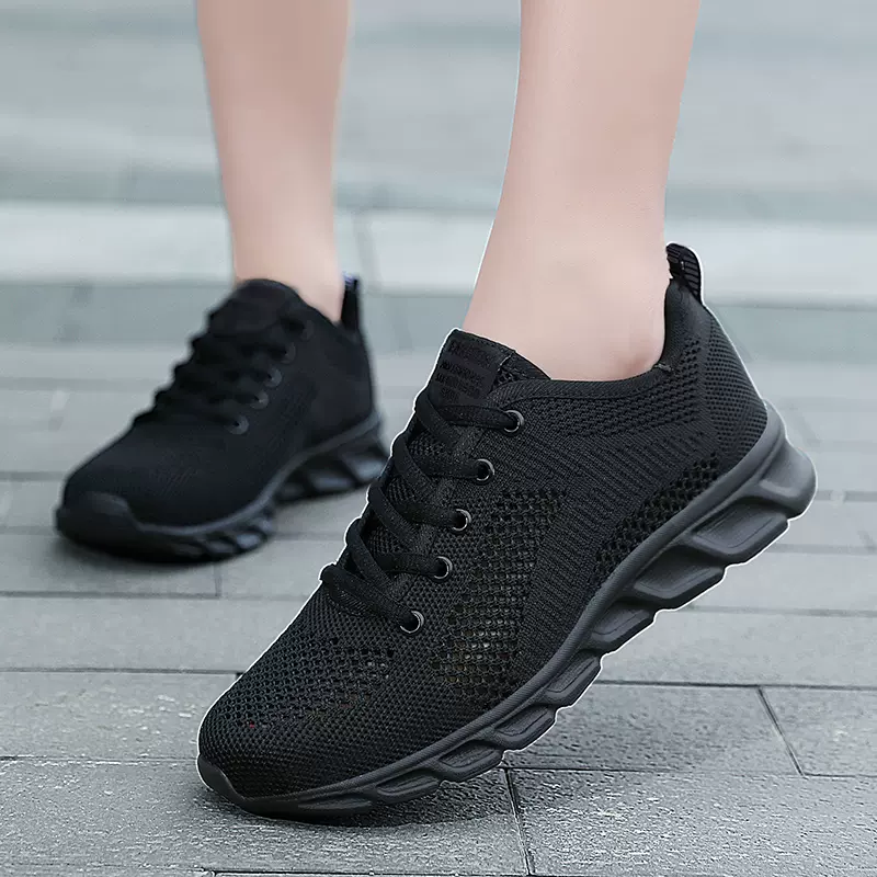 夏季厨房专用防滑鞋女士工鞋全黑色网眼透气妈妈工作鞋久站不累脚