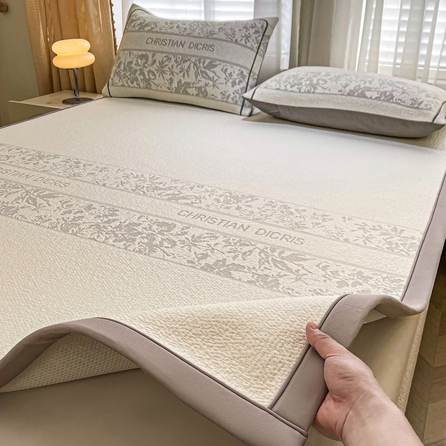 Class A mother and baby summer iced bean mat machine washable 2025 new super cool ice silk mat household soft mat