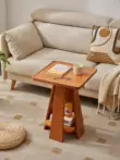 Quán cà phê bằng gỗ nguyên khối sang trọng nhẹ nhàng cho phòng khách sofa bàn bên bàn góc khách sạn giường ngủ và bữa sáng phòng ngủ tủ đựng đồ đầu giường đơn giản bàn vuông