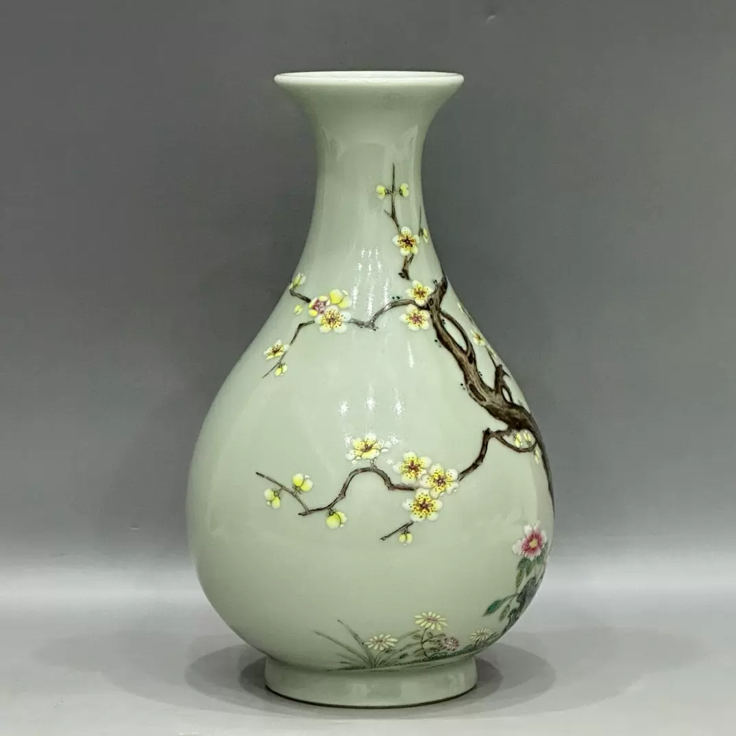 清代乾隆豆青釉加粉彩梅花纹玉壶春瓶古董珍藏