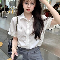 Academy Style Fresh and Youthful Embroidered Short-Sleeve Shirt for Women, Summer 2026 New Loose Fashion Versatile Top