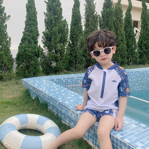 Children's swimsuits, boys' split swimming trunks, new summer style boys' medium-sized children's quick-drying thin swimsuits, vacation swimsuits
