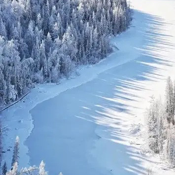 2-4人越野双湖纯玩8日/赛里木湖-喀纳斯-禾木旅拍-吉克普林滑雪