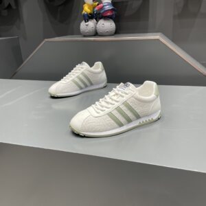 
Popular Men's Shoes 2024 Spring and Autumn New Fashion Color Matching Fashion Casual Shoes Personalized Versatile Comfortable Thick Soles Increased Height