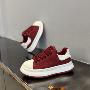 
Lace-up low-cut shoes, thick soles, popular men's shoes, fashionable casual style, versatile trendy shoes, 2026 spring new style