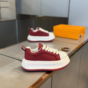 
Casual shoes, fashionable and versatile for daily use, autumn new thick-soled color-blocking popular men's shoes, Internet celebrity same style, high-end and light luxury