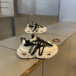 
Men's Shoes Spring New Fashion Fashion Casual Low-top Shoes Handsome Lace-Up Retro Street Versatile 2026