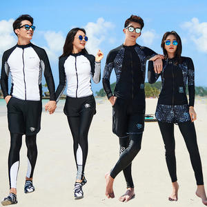 
New couple diving suit split long-sleeved jellyfish suit sun protection quick-drying surfing swimsuit men and women snorkeling suit set