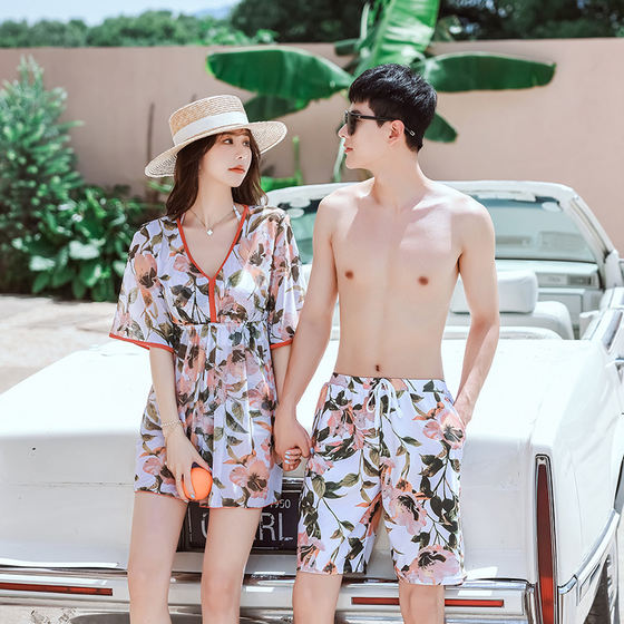 
Couple swimsuit hot spring 2026 new couple style seaside beach fashion conservative bikini honeymoon swimsuit